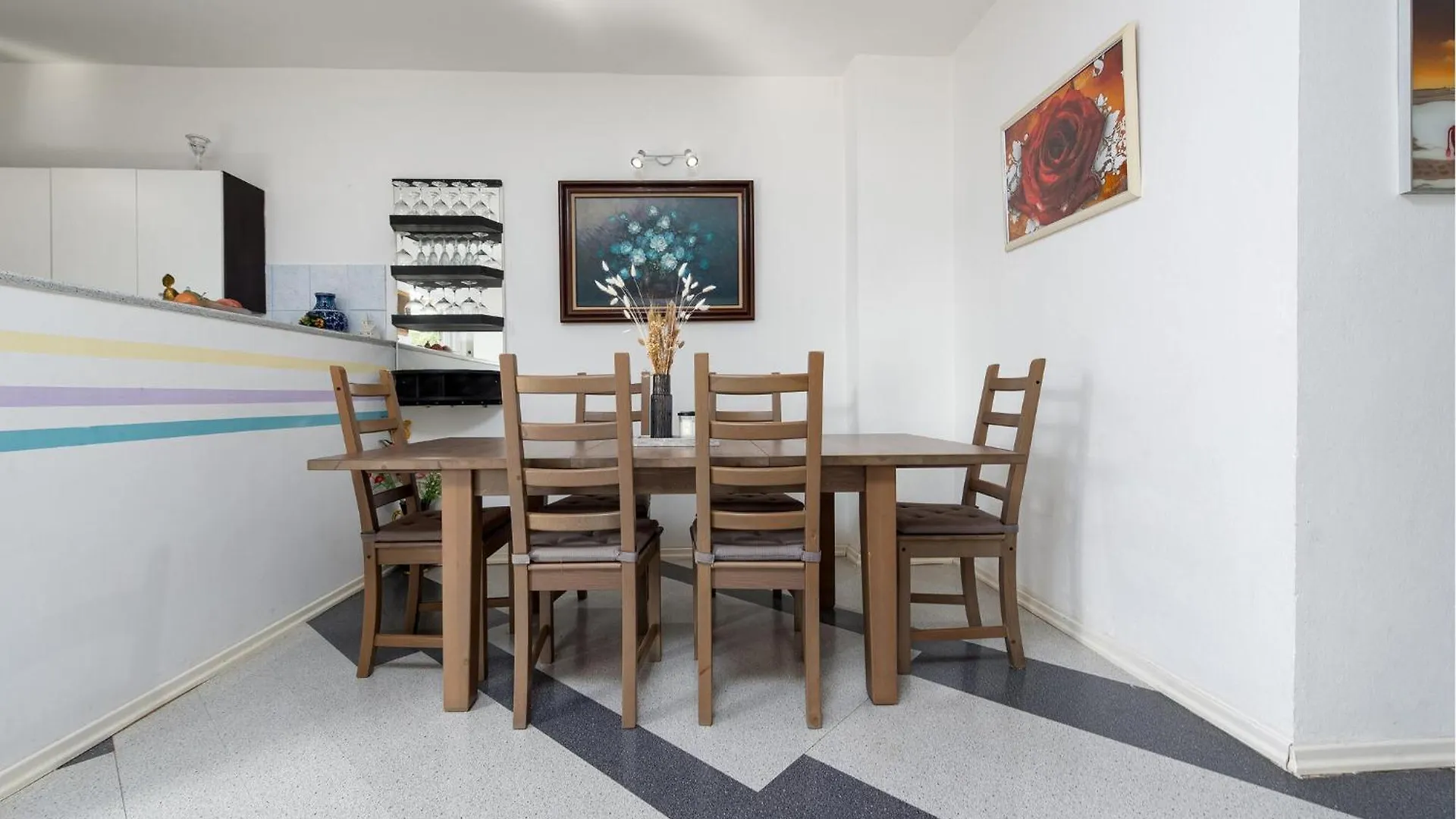 別荘 3 Bedroom Awesome Home In ヴーシ