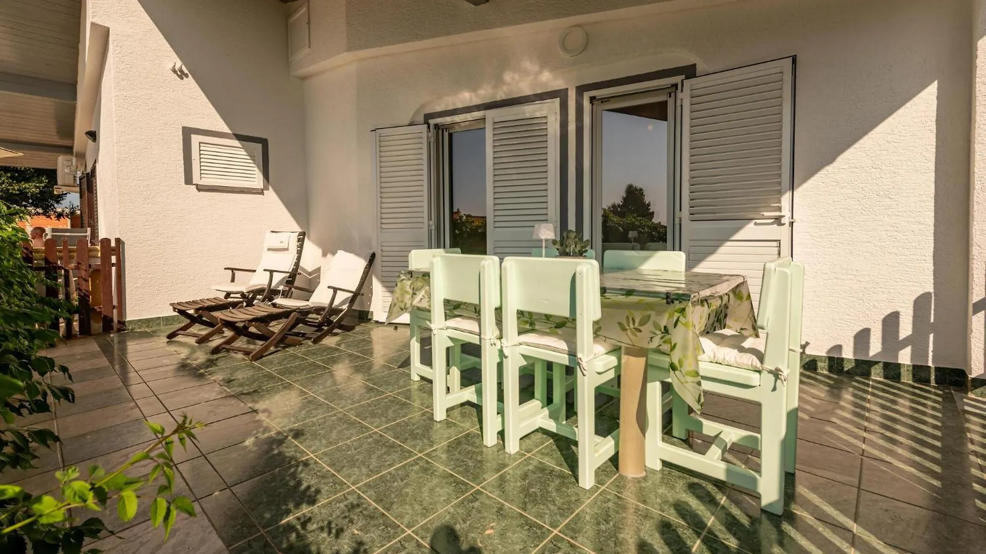 3 Bedroom Awesome Home In ヴーシ